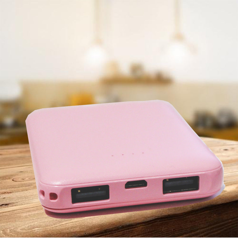 Batterie externe 5000 mAh – compacte, légère et idéale pour recharger vos appareils en toute simplicité.